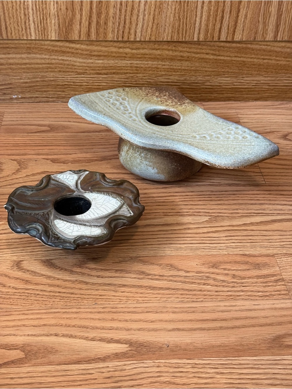 Handcrafted Ceramic Ikebana Vase in Beige and Brown& Blue Freeform design - Picture 4 of 4